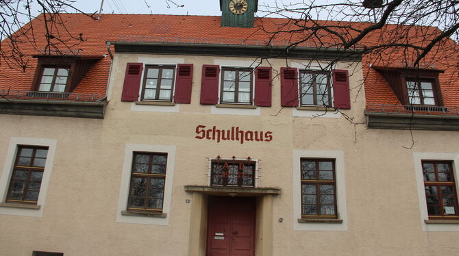 Der Umbau von Bleichstettens denkmalgeschütztem Schulhaus in ein Bürgerhaus ist neben dem Breitbandausbau das aktuell größte St.