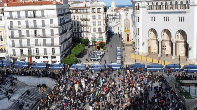 Präsidentenwahl in Algerien Präsidentenwahl in Algerien