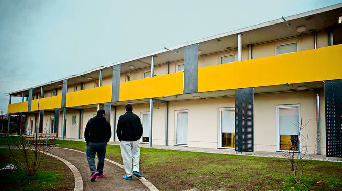 Auch im Flüchtlingsheim in Bad Cannstatt ist Platz ein Thema. In Häusern mit größeren Zimmern ist es ruhiger, sagt Sozialbürgerm