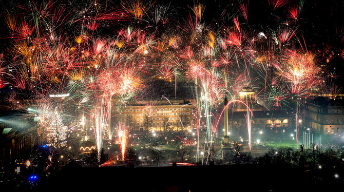 Ein Feuerwerk auf dem Schlossplatz wird es in diesem Jahr nicht geben. Wohl aber ein großes Silvesterfest.  FOTO: LICHTGUT/ZWEYG