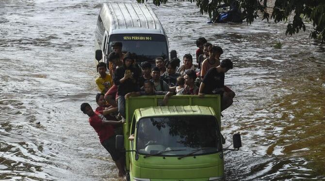 Überschwemmungen in Indonesien