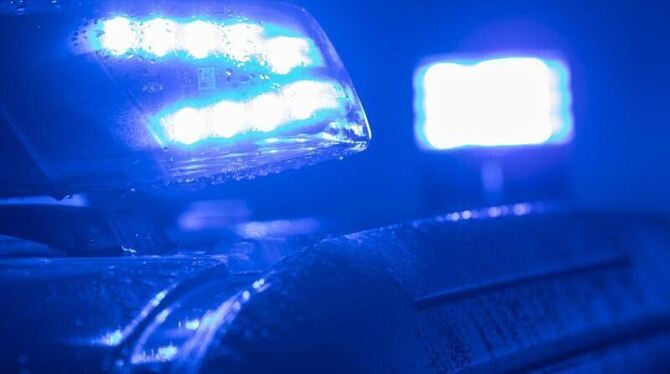 Blaulicht der Polizei leuchtet