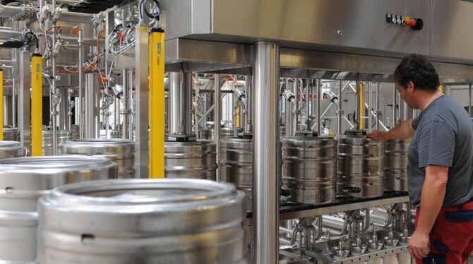 Bierfässer in der Brauerei Rothaus