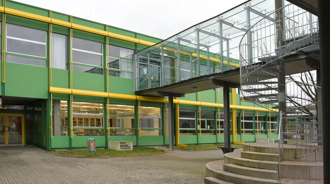 Beim HAP-Grieshaber-Gymnasium im Bildungszentrum Nord gibt es zwei Erweiterungsvarianten. FOTOS: MEYER
