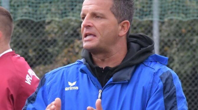 Will die TSG  Upfingen vor dem Abstieg aus der Bezirksliga bewahren: Trainer  Ralf Luik.  FOTO: MEYER