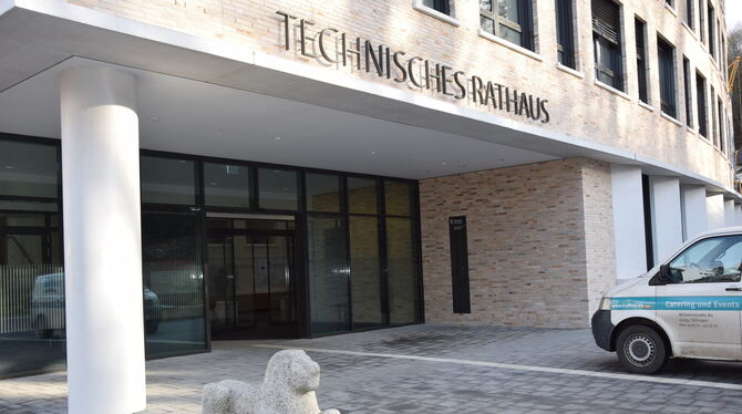 Im Technischen Rathaus in Tübingen sind auch Kunstwerke zu sehen. Foto: -JK