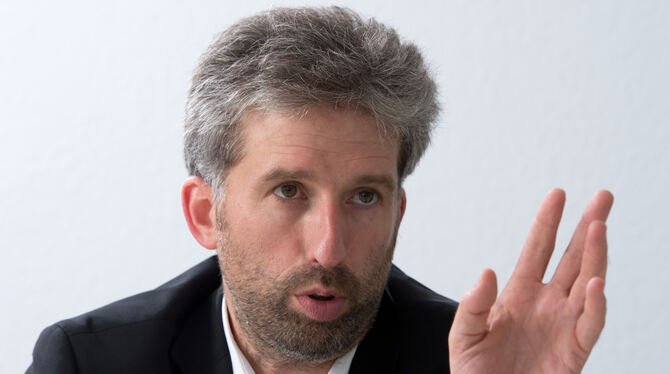 Tübingens OB Boris Palmer berichtet von einer »vierstelligen« Zahl von Nachrichten, deren Inhalt beleidigend oder strafrechtlich