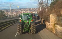Die Treckerdemo auf der Weinsteige in Stuttgart.