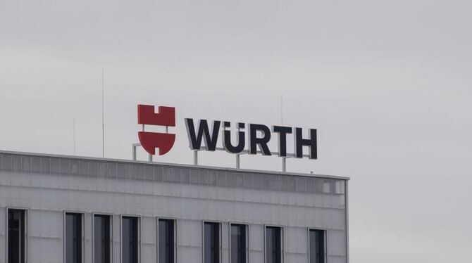 Das Würth-Logo ist auf einem Gebäude des Großhändlers zu sehen