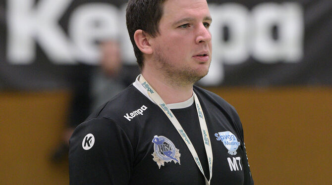 Spvgg-Trainer Michael Tröster war nach der deftigen Niederlage bedient. FOTO: BAUR