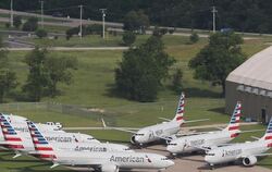 Flugzeuge der Fluggesellschaft American Airlines.