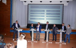 Wie geht’s mit der Glemser Grundschule weiter – geht’s überhaupt weiter? Die Stadtverwaltung hatte in der Otto-Single-Halle zum