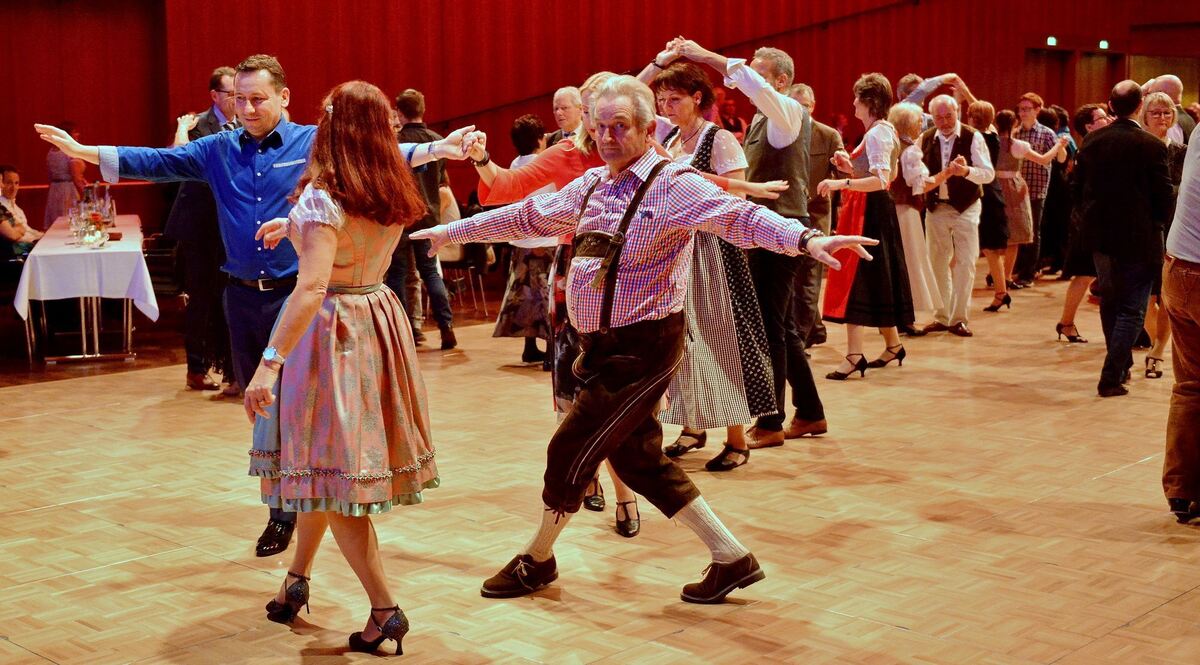 Stadt-0302-7Alpenball-Niethammer