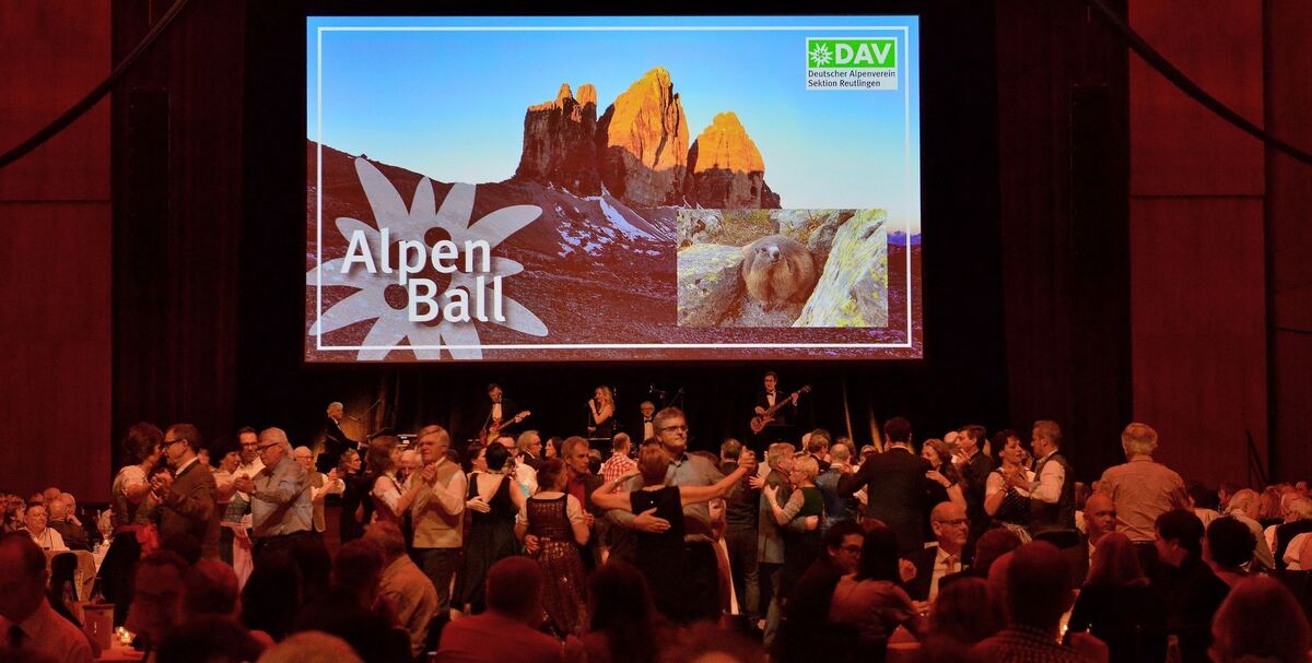 Stadt-0302-8Alpenball-Niethammer