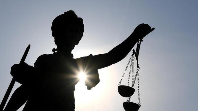 Justitia-Statue Justitia-Statue