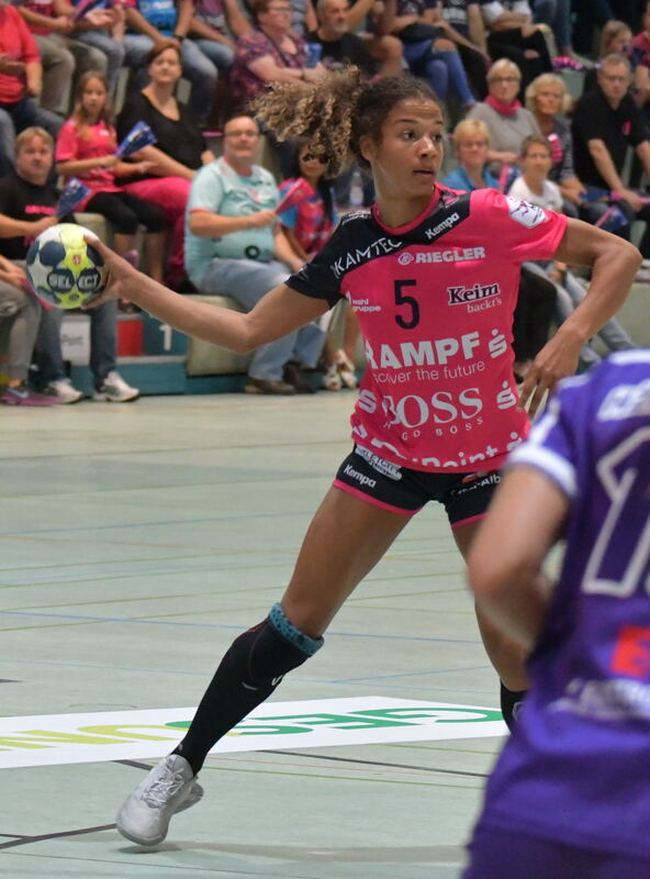 Weltmeisterin Delaila Amega geht SportNachrichten Reutlinger