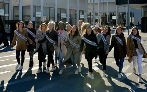 erms-0802-7Miss Germany-Niethammer