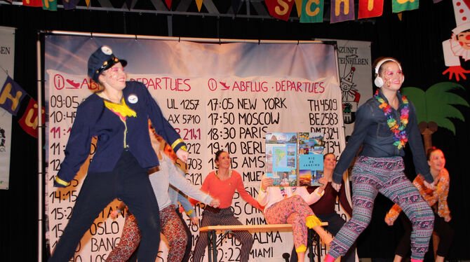 Die Tanzgarde der Narrenzunft Großengstingen Hurra de Ausre siegte mit ihrem Showtanz »Carneval in Venedig« bei den Damengruppen