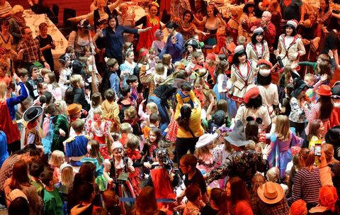 Stadt-2502-40Kinderfasching-Niethammer