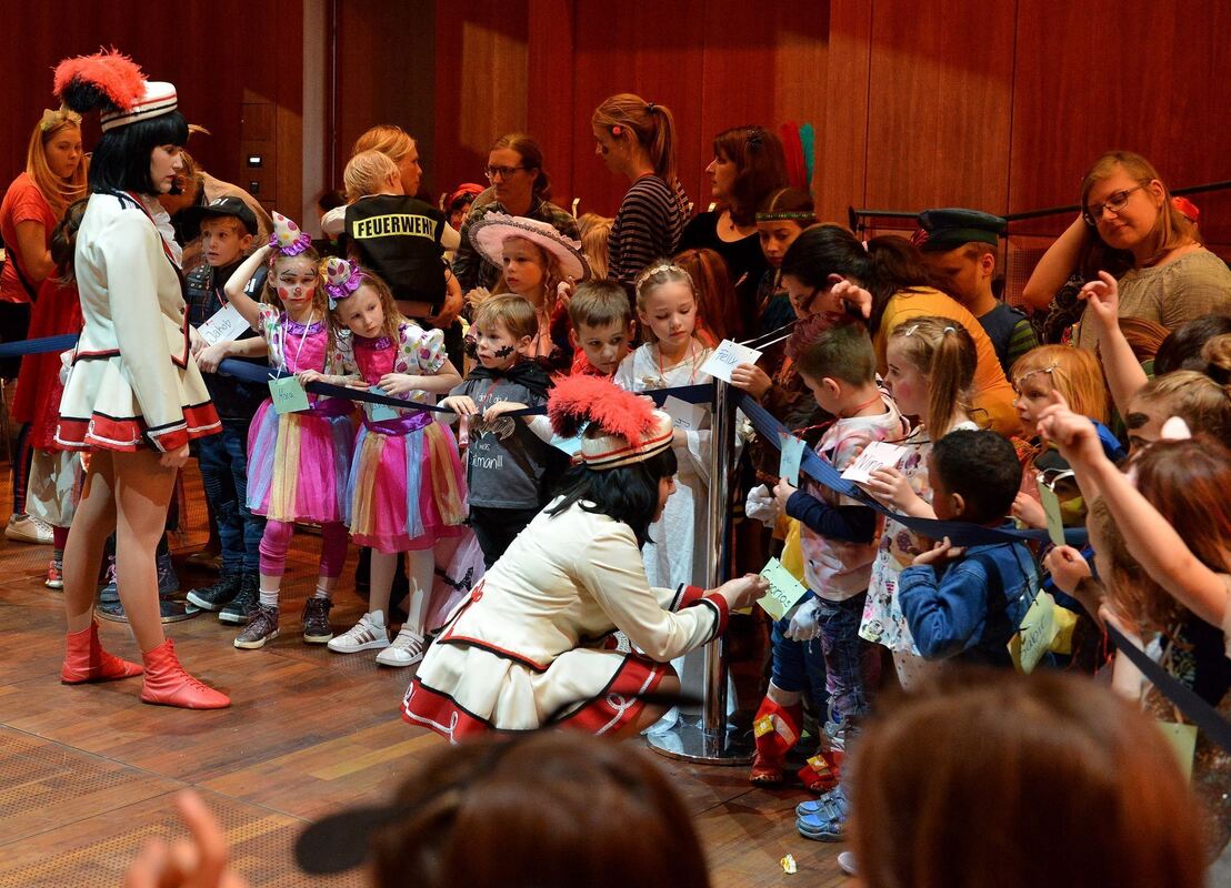 Stadt-2502-45Kinderfasching-Niethammer