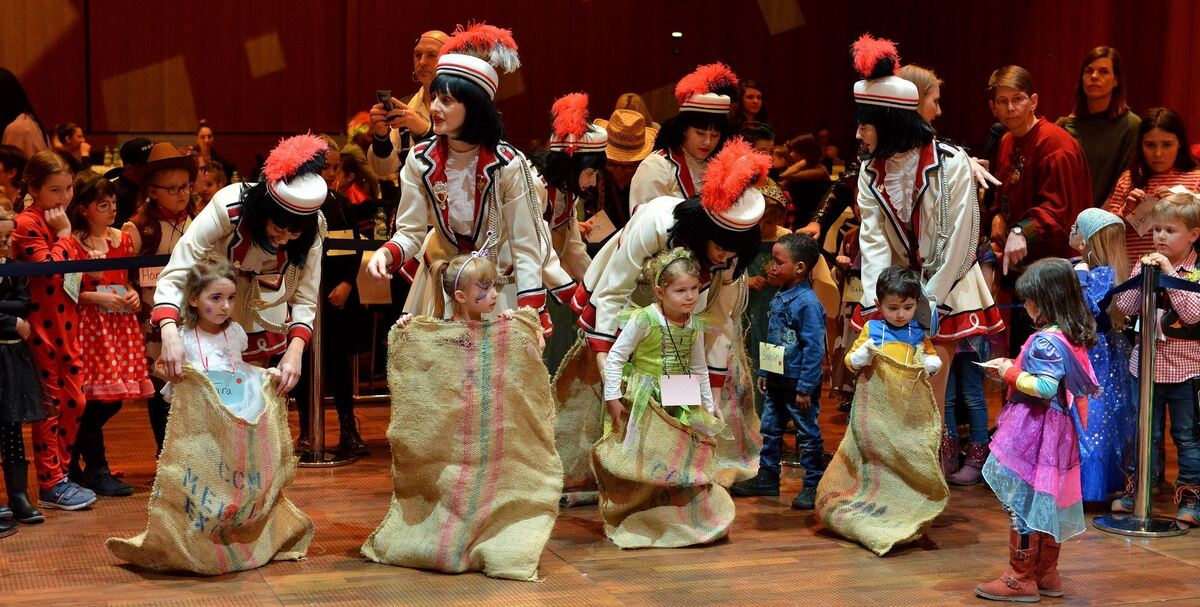 Stadt-2502-46Kinderfasching-Niethammer