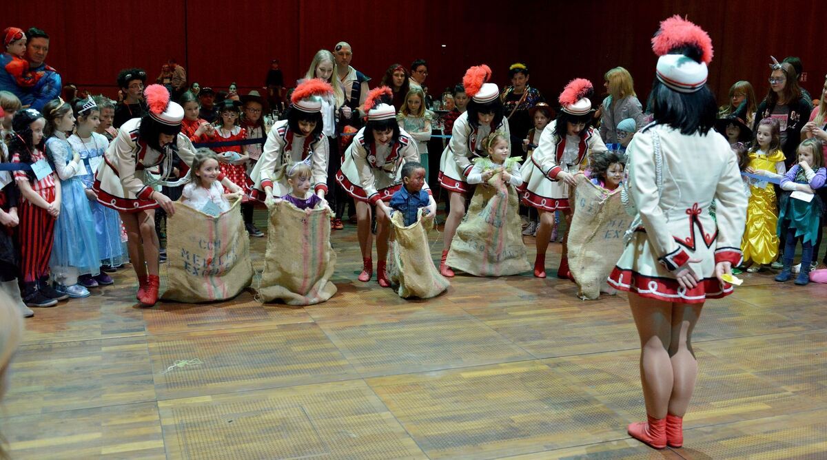 Stadt-2502-47Kinderfasching-Niethammer