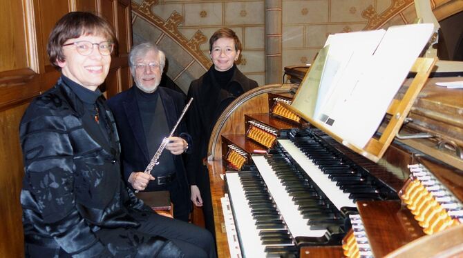Hannelore Hinderer, Peter Thalheimer und Johanna Zimmer (von links).  FOTO: BÖHM