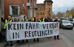 Auch die Teilnehmer einer Demo, die vor einem Jahr in der Lederstraße stattfand, dürften zufrieden sein. GEA-ARCHIVFOTO: NIETHAM