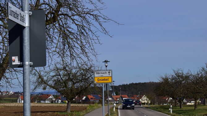 Die Kreisstraße zwischen Gniebel und Dörnach bekommt noch in diesem Jahr einen neuen Straßenaufbau und einen neuen Fahrbahnbelag