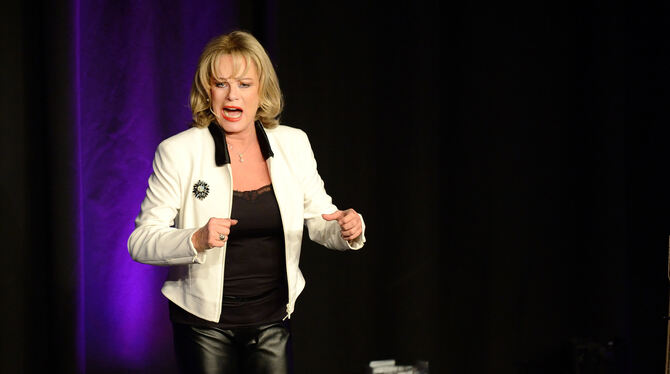 Lisa Fitz kommt mit ihrem Programm »Flüsterwitz« nach Metzingen. FOTO: PIETH