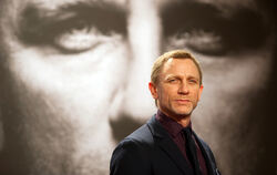 Schauspieler Daniel Craig hat als James Bond die schlimmsten Bösewichter besiegt, doch gegen die Folgen der Coronavirus-Pandemie