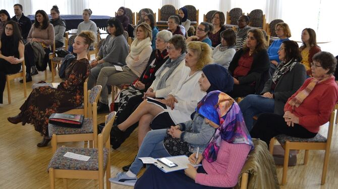 Die Veranstaltungen des Frauen-Dialogs in der Metzinger Musikschule waren am Samstag gut besucht. Es war die erste Veranstaltung