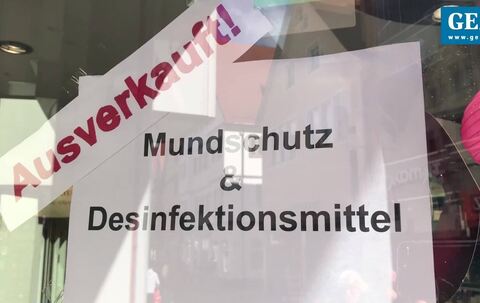 Wie gehen Passanten auf der Wilhelmstraße mit dem Coronavirus um?