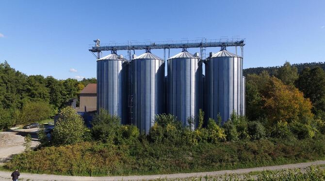 3 200 Tonnen Getreide von regionalen Erzeugern lagern in den Silos der Rebio in Rottenburg. FOTO: REBIO