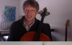 Wohnzimmer-Session via Internet: Screenshot aus der Cello-Stunde.  FOTO: SCHRADE