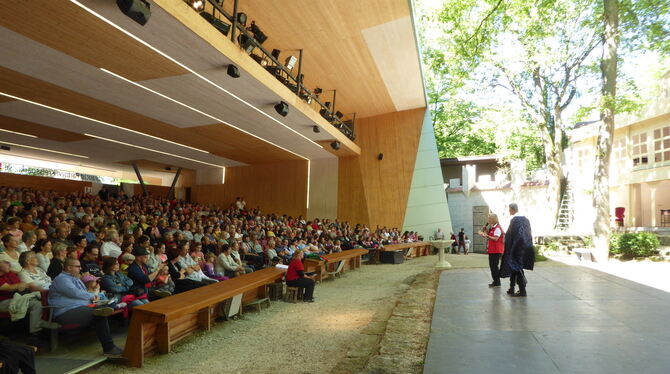 »Größtes Freilichttheater im Land«, derzeit wie alle anderen leer: Das Naturtheater Reutlingen. FOTOS/GRAFIK: ARCHIV »Größtes Freilichttheater im Land«, derzeit wie alle anderen leer: Das Naturtheater Reutlingen. FOTOS/GRAFIK: ARCHIV
