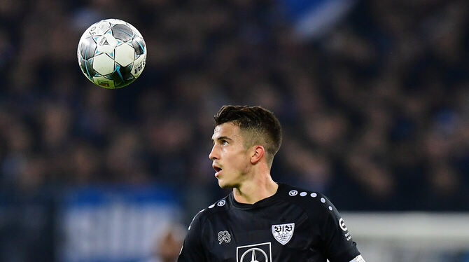 VfB-Kapitän Marc Oliver Kempf hat wieder Spaß mit dem Ball. FOTO: WITTERS