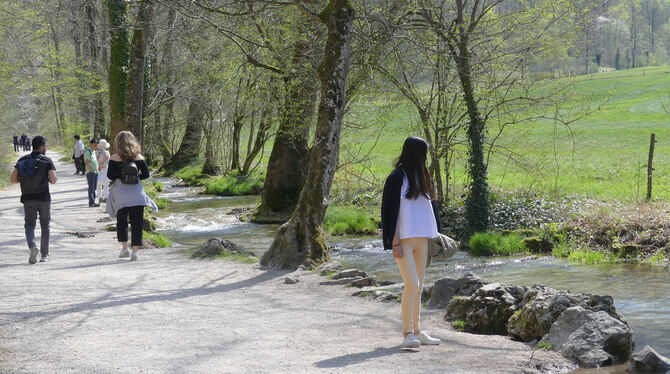 Sicherheitsabstand allenthalben und keine Gruppenbildung: So sah es an den Osterfeiertagen am beliebten Ausflugsziel, dem Wander Sicherheitsabstand allenthalben und keine Gruppenbildung: So sah es an den Osterfeiertagen am beliebten Ausflugsziel, dem Wander