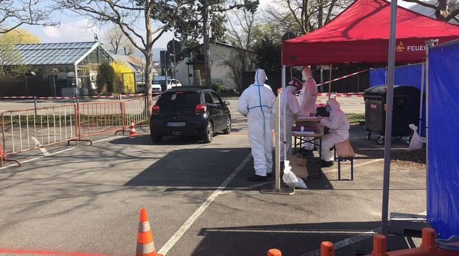 In Reutlingen ist die Abstrichstelle auf dem Freibadparkplatz. FOTO: LANDRATSAMT In Reutlingen ist die Abstrichstelle auf dem Freibadparkplatz. FOTO: LANDRATSAMT
