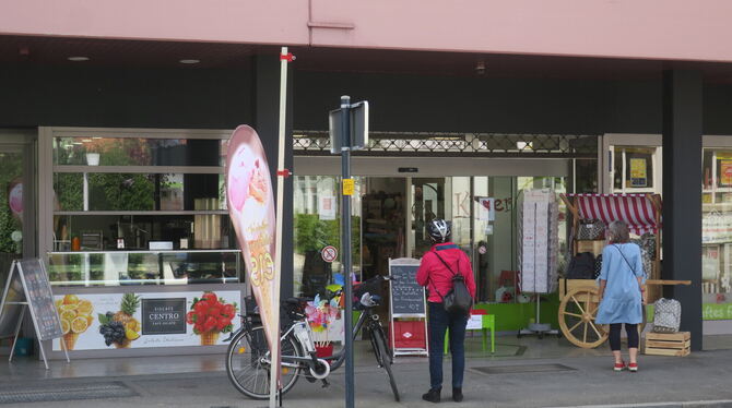 Nach dem bundesweiten Shutdown zur Eindämmung des Coronavirus wurden gestern auch in Mössingen wieder Geschäfte geöffnet, die vo