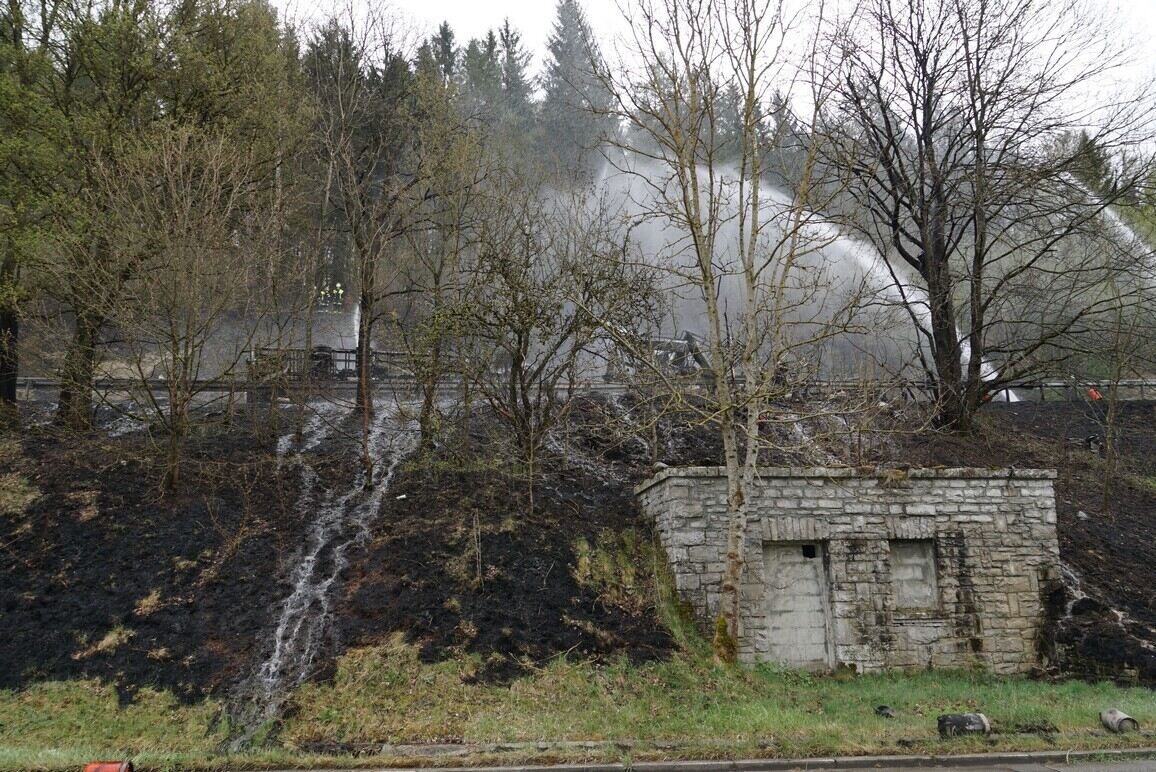 brennender_lkw_b313_lenk_02