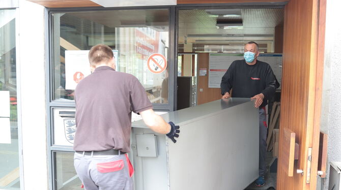 Umzug zu Coronazeiten. Umzug zu Coronazeiten.