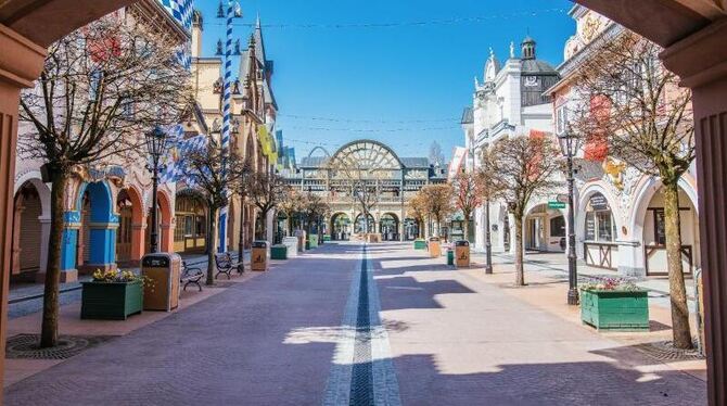 Menschenleerer Europa-Park