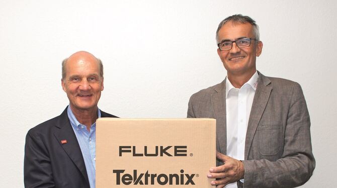 Datatec-Chef Hans Steiner (links) und Adrian Schacht, Geschäftsführer von Ekomess, haben einen Deal gemacht. FOTO: DATATEC