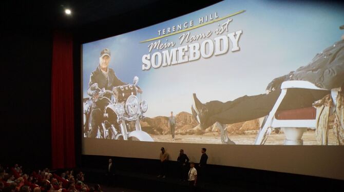 Endgültig vergangene Zeiten: Vor zwei Jahren war Terence Hill noch zur Premiere seines neuen Films im Ufa-Palast.  FOTO: SDMG