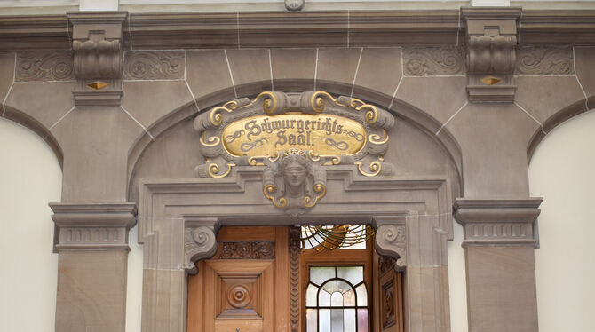 Der Prozess lief am zweiten Verhandlungstag im großen Schwurgerichtssaal des Tübinger Landgerichts. FOTO: RITTGEROTH
