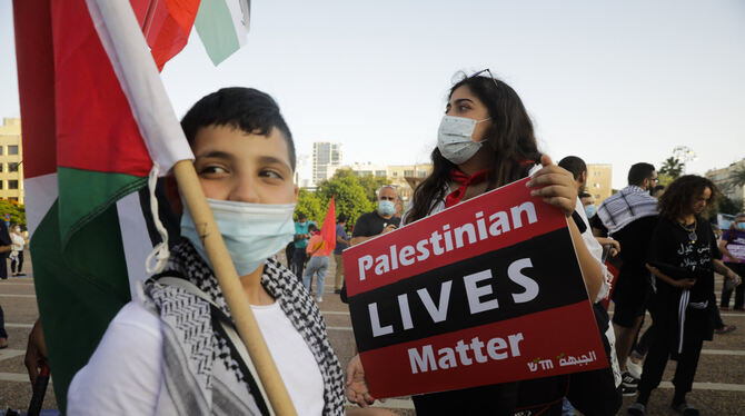 Auch in Israel gibt es eine neue Bewegung mit Demonstrationen im ganzen Land – hier in Tel Aviv – gegen die Pläne der Regierung