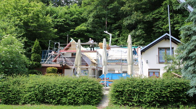 Das traditionsreiche Waldheim von Dettingen wird gerade saniert und modernisiert. FOTO: OECHSNER
