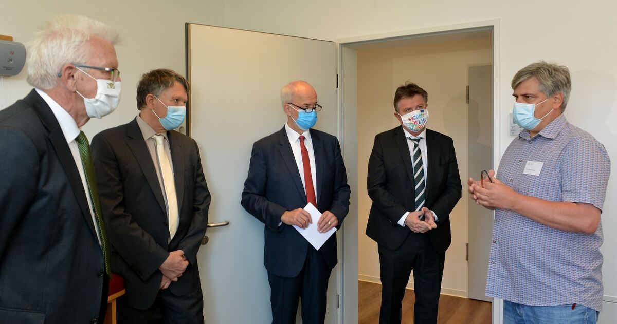 Alb-0707-15Port-Niethammer