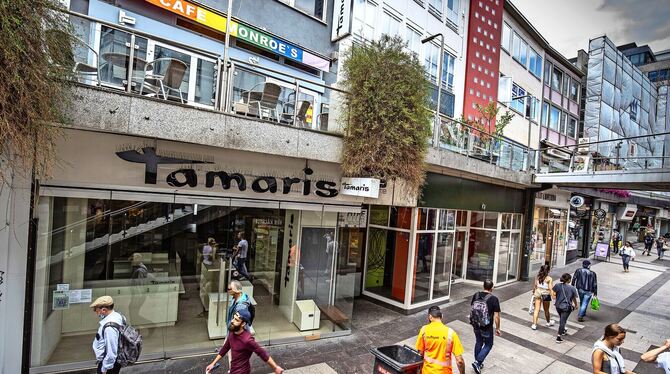 Aufgabe: Schuhhändler Tamaris.